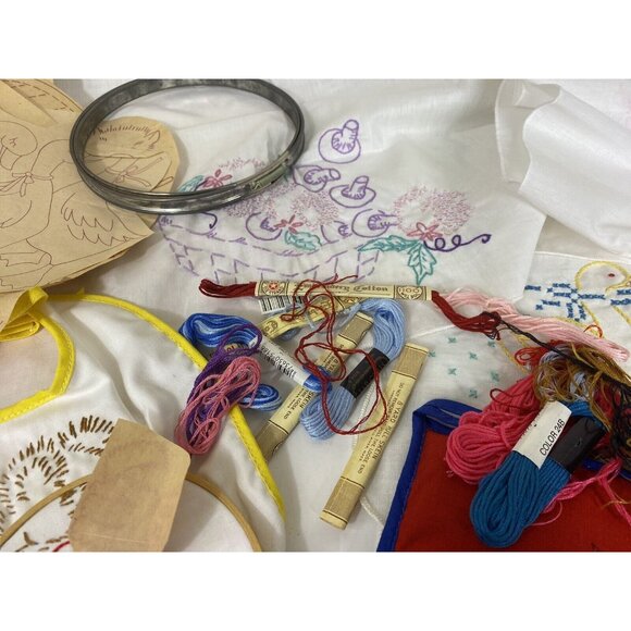 Vtg 70s Unfinished Embroidery Linen Projects, Mixed Lot Junk Journal Slow Stitch - Picture 7 of 16